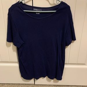 women’s tee